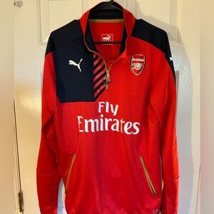 Adidas Mens Arsenal 1/4 Zip with front pockets. Sz Large, Red.